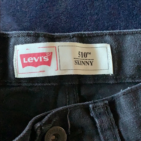 Boys Levi’s Jeans - Picture 2 of 4